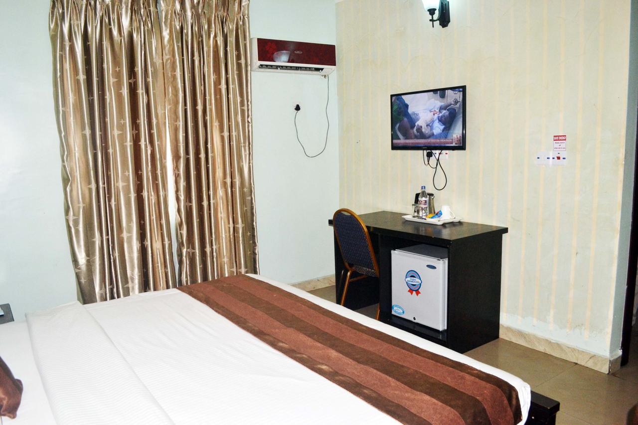 Grand Capital Hotel Akure Exterior foto
